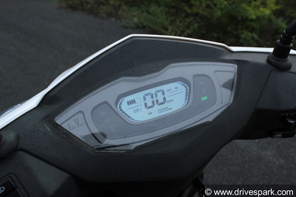 Eeve Xeniaa Long-Term Review (First Report): Design, Styling, Features, Ride Comfort, Practicality & All Other Details