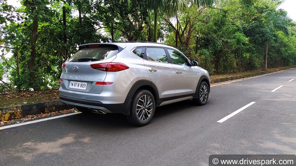 Hyundai Tucson Review (First-Drive): The Mid-Size SUV That Offers Best Of Both Worlds?