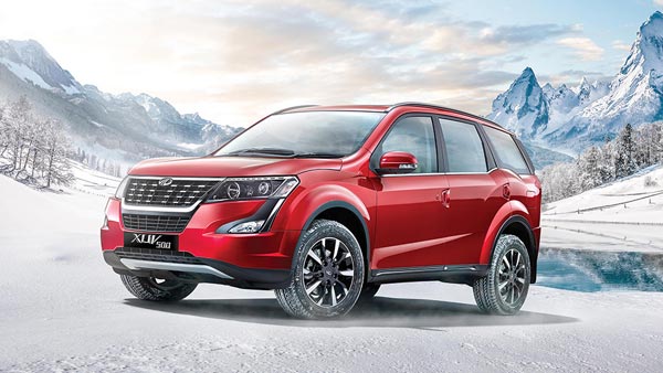 Spy Pics: New Mahindra XUV500 Interiors, Features & Engine Revealed