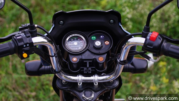 TVS XL100 Comfort BS6 Review: Ride 