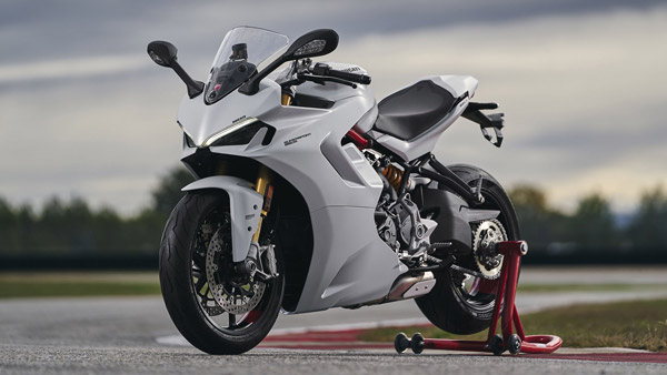 Ducati SuperSport 950 & 950 S Unveiled: Specs, Features, Performance & Other Details