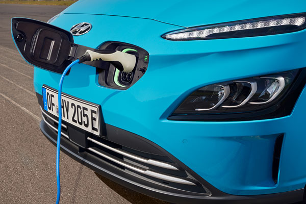 New Hyundai Kona Electric (2021) Unveiled: Expected India Launch, Specs, Features, Changes & Other Details