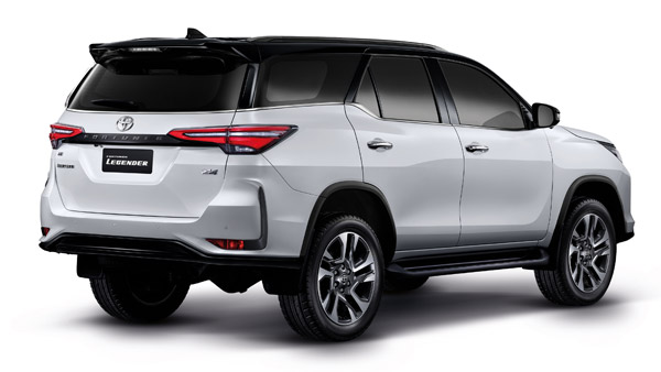 Toyota Fortuner Facelift Unofficial Bookins Open: Specs, Features & Other Details