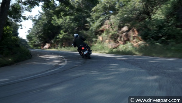 Royal Enfield Meteor 350 Review: Riding Impressions, Performances, Specs, Features, Tripper Navigation & Other Details