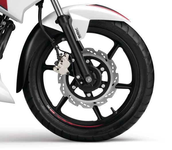 TVS Motors Delivers 25 Apache RTR 160 Motorcycles To Bangalore Police: Details