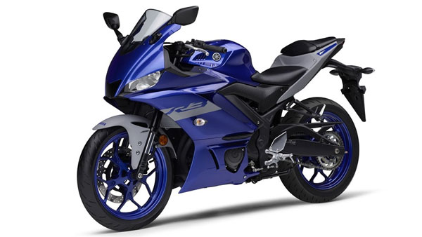 New Yamaha YZF-R3 (2021) Unveiled In Japan: New Paint Scheme, Specs, Features & Other Details