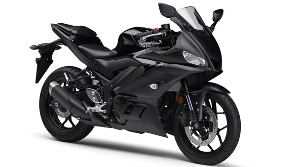 New Yamaha YZF-R3 (2021) Unveiled In Japan: New Paint Scheme, Specs, Features & Other Details