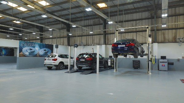 New BMW Facilities Opened In Thiruvananthapuram: Showroom, Service Centre, Accessories & Other Details
