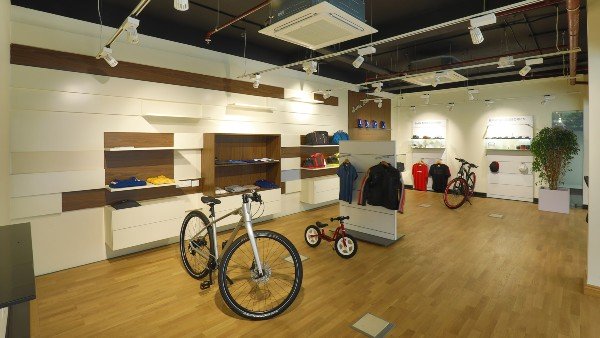 New BMW Facilities Opened In Thiruvananthapuram: Showroom, Service Centre, Accessories & Other Details