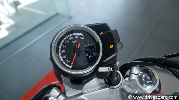 Honda H’Ness CB350 Year-End Offers: Cash Benefits, Finance Scheme & Other Details