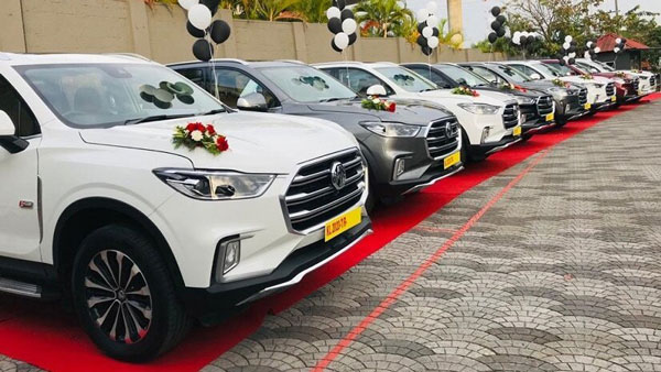 MG Gloster Deliveries In Cochin: Company Hands Over Seven Gloster SUVs To Respective Customers In A Single Day