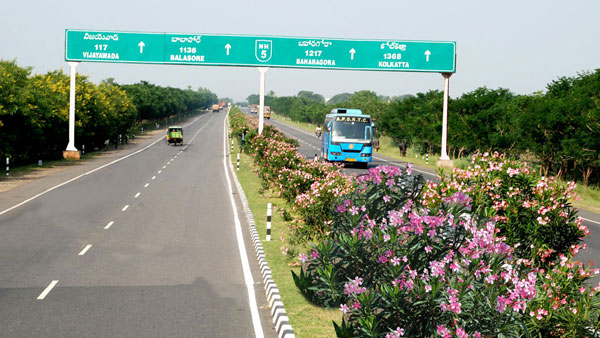 No Toll Booths In India In 2 Years Time, Says Nitin Gadkari: To Be Replaced By New GPS-Based Toll Collection System