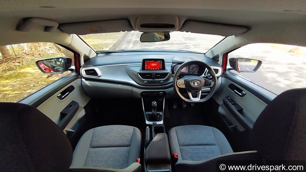 Tata Altroz BS6 Diesel Review (Road Test)