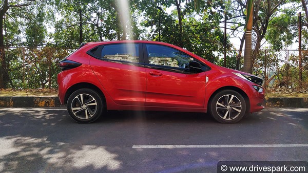 Tata Altroz BS6 Diesel Review (Road Test)