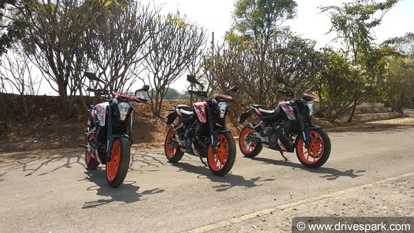 Top Bike News Of The Week: Yamaha FZS Vintage Edition, New KTM Duke 125, Kawasaki Ninja 300 BS6, New Ducati Monster, Ather 450X Series1 New Cities Launch