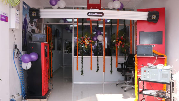 Apollo Specialised Service Center For Tyres Opens In India: Features, Facilities & Other Details