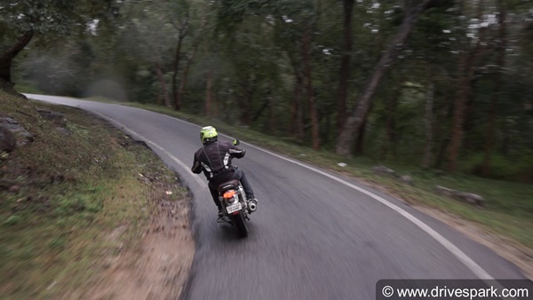 Honda H’ness CB350 Review (First Ride): Performance, Handling, Mileage, Specs, Features, Prices, Rivals, Variants & Other Details