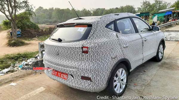 Spy Pics: MG ZS Petrol Interiors Spied Ahead Of Launch: Expected Price, Specs, Features, Rivals & Other Details
