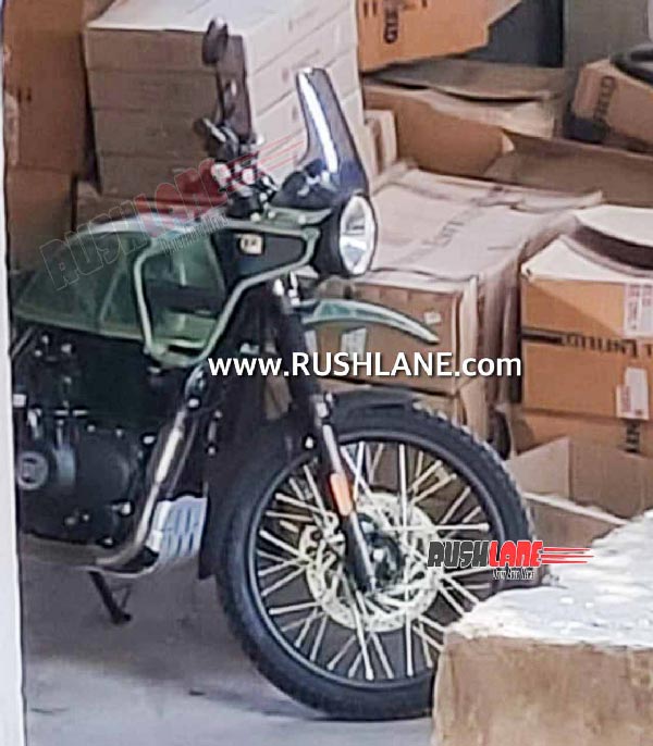 2021 Royal Enfield Himalayan Spotted In A New Shade Of Green At The Dealership: Check It Out!