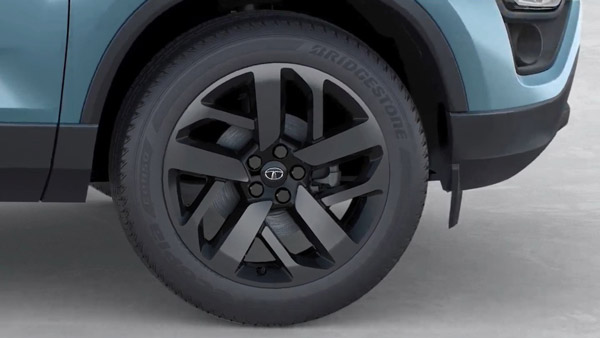 Tata Safari Adventure Persona Edition: Changes Over The Standard SUV & Other Details