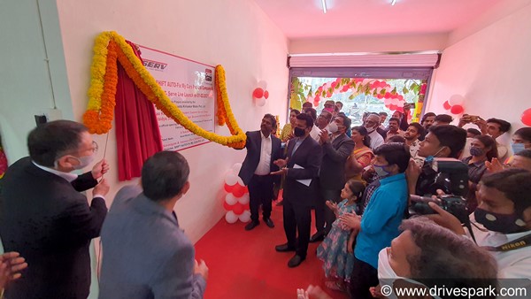 New Multi-Brand Car Service Centre In Bengaluru: Toyota T-Serv & Fix My Cars Outlet Inaugurated In Kalyan Nagar