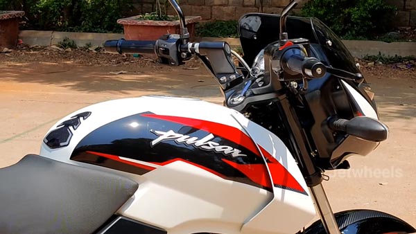 Bajaj Pulsar 150 New White Colour To Launch Soon In India: Design, Specs & Other Details