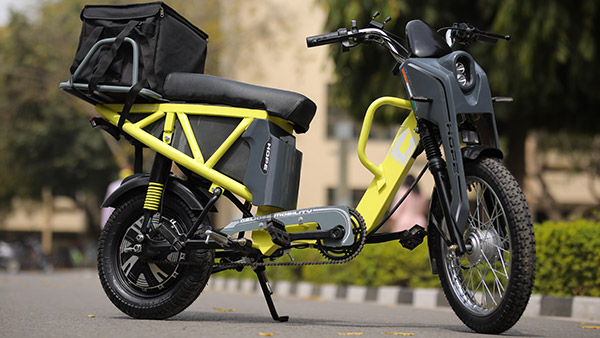 Geliose Hope Electric Moped Launched In India At Rs 46,999: Range, Charging, Specs, Features & Other Details