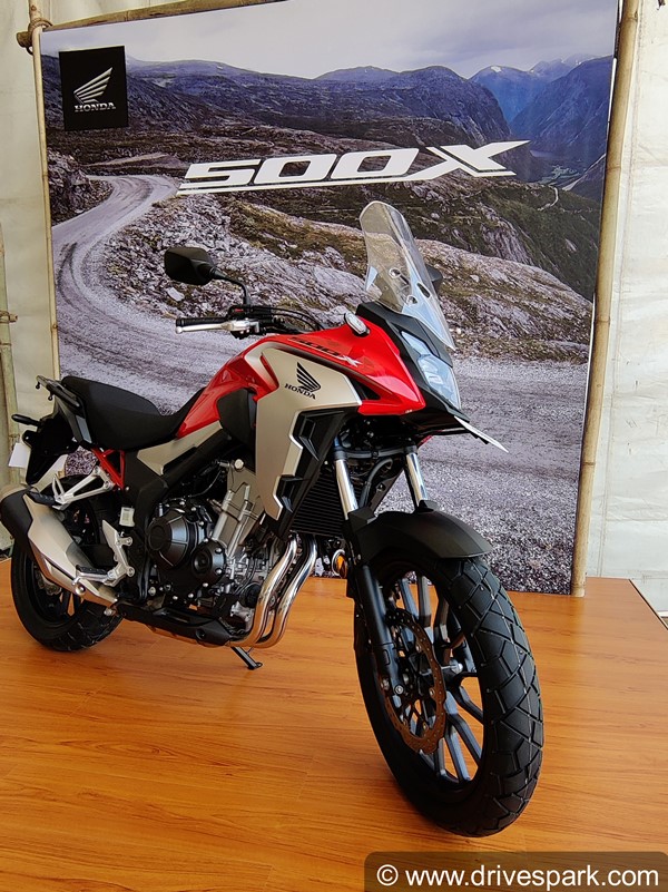 Honda CB500X Review (First Ride): Performance, Handling, Mileage, Specs, Features, Prices, Rivals, Variants & Other Details