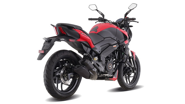 Bajaj Dominar 250 New Colours Spotted: Launching In India?