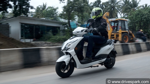 Bengaluru Traffic Police Announces Rs 500 Fine For Two-Wheelers Without Rear-View Mirrors & Indicators