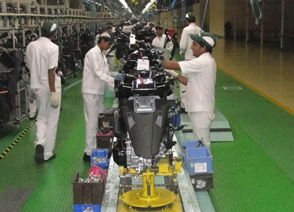 Honda 2Wheelers India To Temporarily Halt Production Across All Four Plants Amidst Covid-19