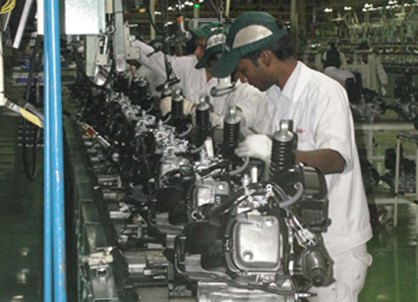 Honda 2Wheelers India To Temporarily Halt Production Across All Four Plants Amidst Covid-19