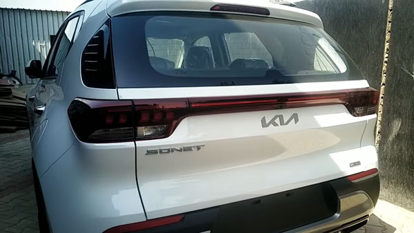 2021 Kia Sonet Spied With Paddle Shifter: Read More To Find Out!