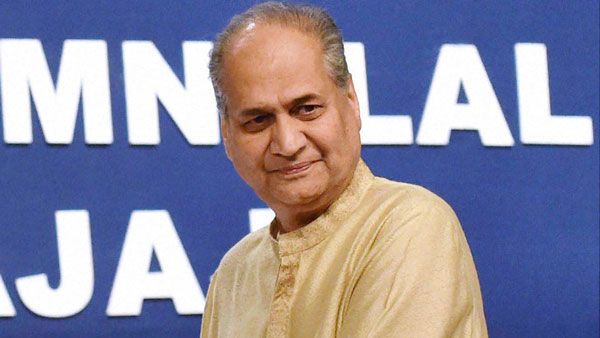 Rahul Bajaj Resigns As Chairman Of Bajaj Auto: Niraj Bajaj To Take Over The Position