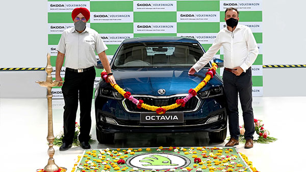Next-Gen Skoda Octavia Spotted Testing Without Camouflage: Launching In India Soon