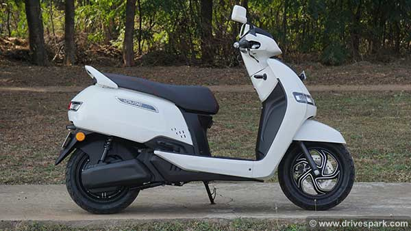 TVS iQube Electric Scooter Sales Cross 1,000 Units Milestone: Demand For EVs Increase