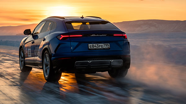 Lamborghini Urus Takes Record For Highest Top Speed On Ice At World’s Largest Freshwater Lake