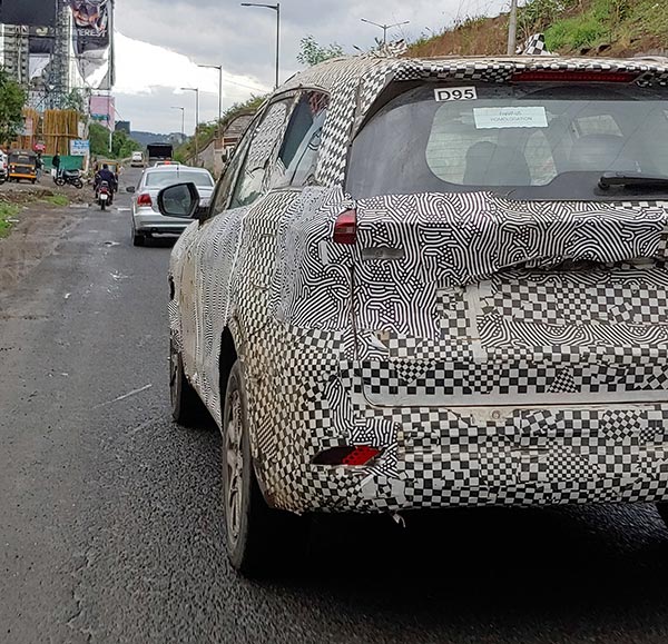 Mahindra XUV700 Spied Testing Once Again: Here Are All The Details!