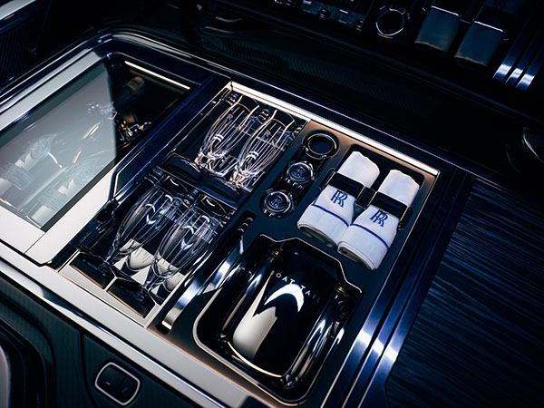 Rolls-Royce Boat Tail Bespoke Coachbuilt Model Revealed: One Of A Kind Rolls-Royce
