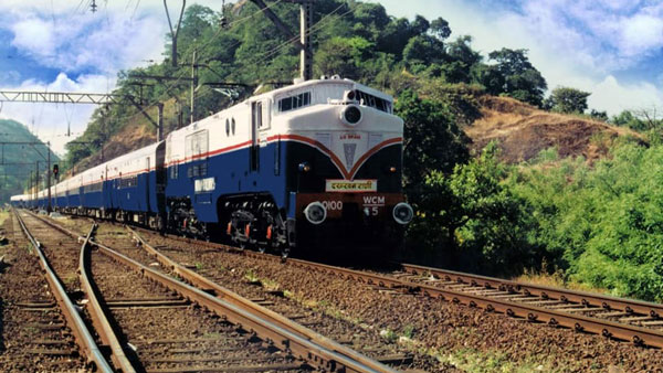Deccan Queen Turns 90: Here Are Some Interesting Facts About The Superfast Train