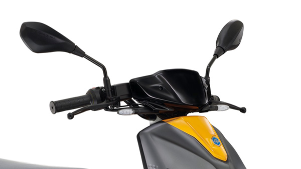 Piaggio One, One+ & One Active Electric Scooters Technical Specs Revealed