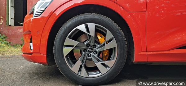 Audi e-Tron Review Quattro 55 (First Drive): Design, Range, Charging, Specs, Performance, Handling, Interiors, Features & Other Details