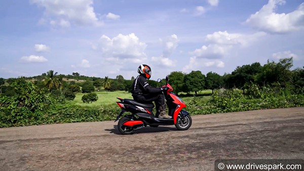 EeVe Atreo Electric Scooter Review: Performance, Ride & Handling, Specs, Range, Features & All Other Details