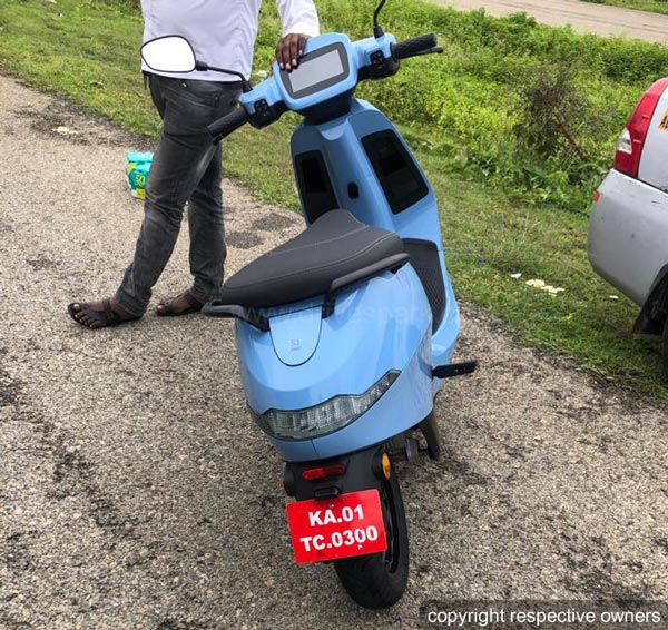 Ola Electric Scooter Spotted In All Colour Options: Pink, Black Or Blue, What’s Your Pick?