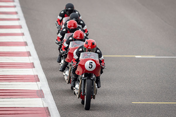 Royal Enfield Continental GT Cup Announced; GT-R650 Race Bike Revealed