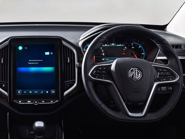Here Is An Interesting Comparison: MG Hector Vs Mahindra XUV700