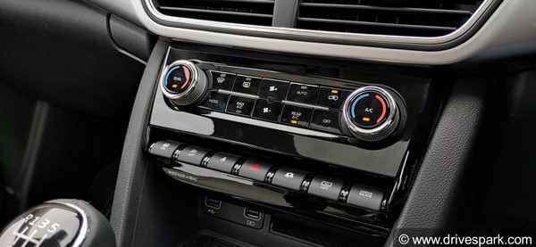 Here Is An Interesting Comparison: MG Hector Vs Mahindra XUV700