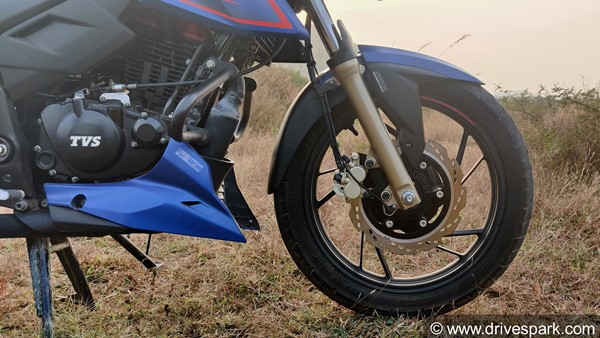 TVS Apache RTR 200 4V Vs Bajaj Pulsar NS200