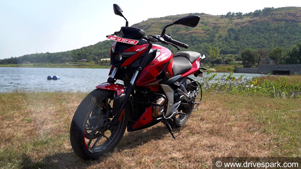 Yamaha FZ25 Vs Bajaj N250; Which One Should You Put Your Money On?