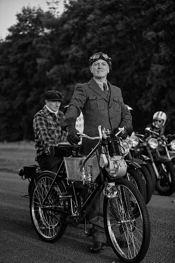 EICMA 2021: Royal Enfield Project Origin Revealed — Original RE Recreated